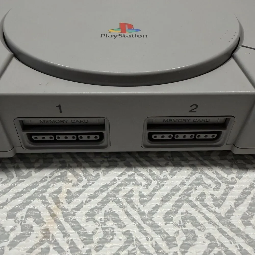 Sony PlayStation 1 PS1 Console SCPH-7501 Bundle Lot 6 Games Power Cord TESTED